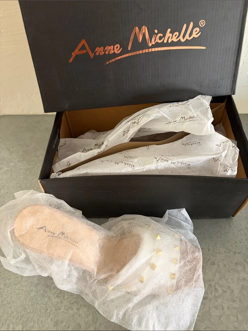 Anne Michelle Pleasure-08 Clear Studded Heels Nude Gold Size 7.5